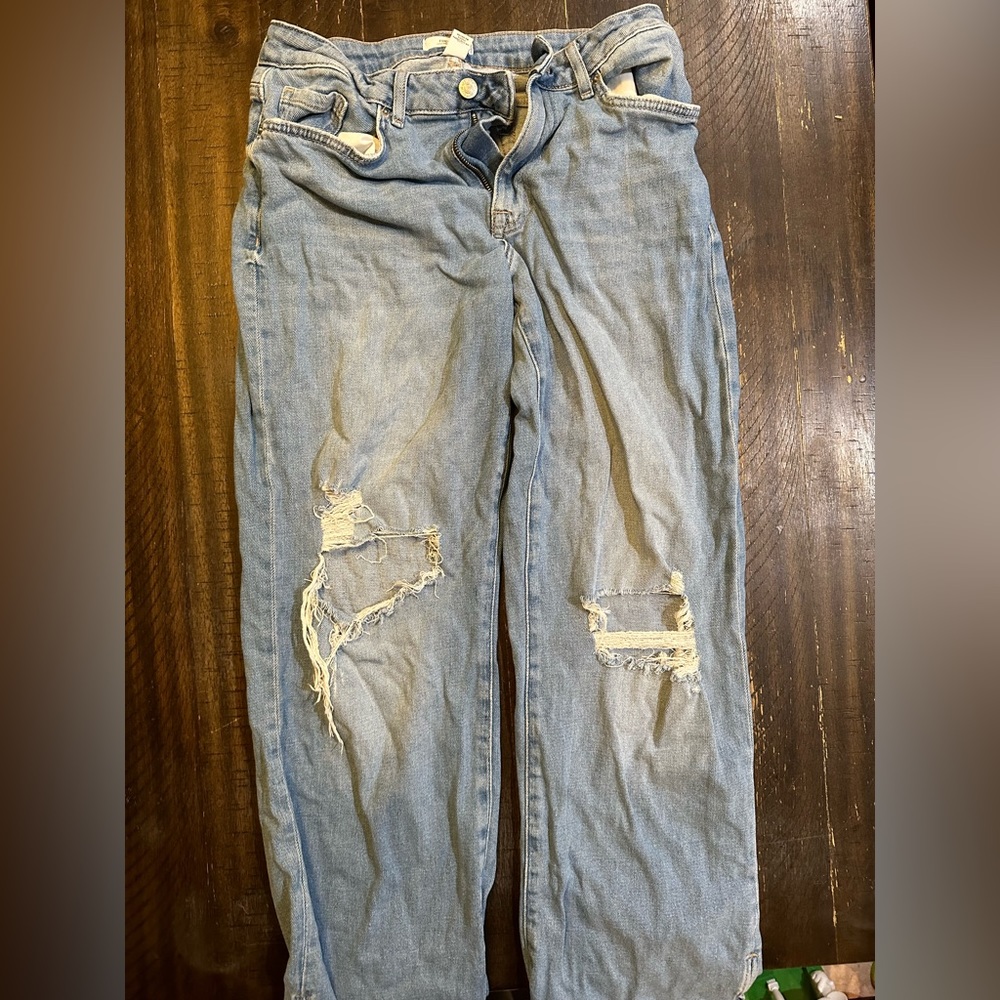 Forever 21 woman’s 28